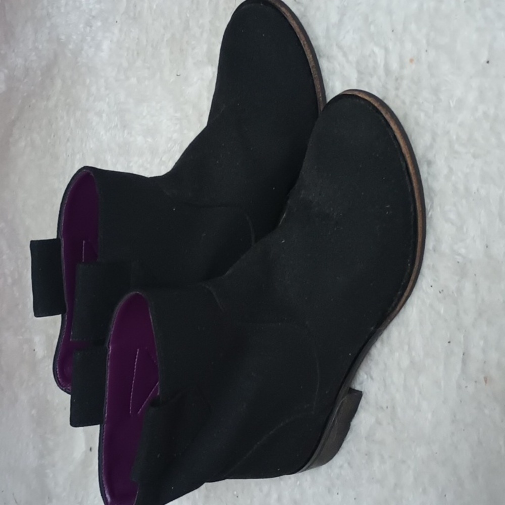 Beyond Skin vegan boots size 37
